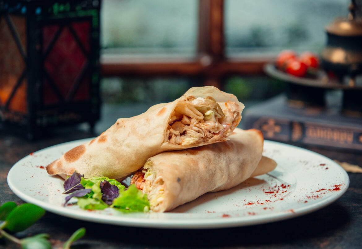 chicken wrap doner with tomato